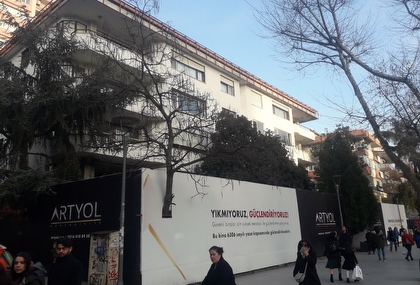 Bağdat Caddesi Topçuoğlu Apartmanı